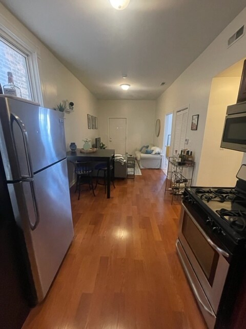 Foto del edificio - 1330 N Cleaver St