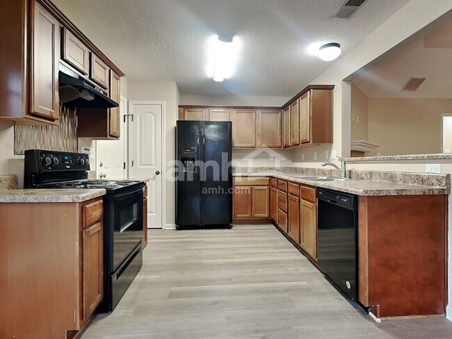 Foto del edificio - 10062 Mill Hill Ave