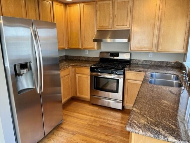 Foto del edificio - Greenwood Townhome
