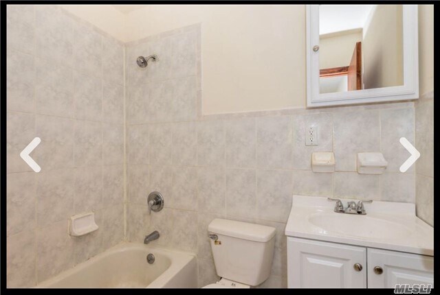 Building Photo - 3729 Olinville Ave