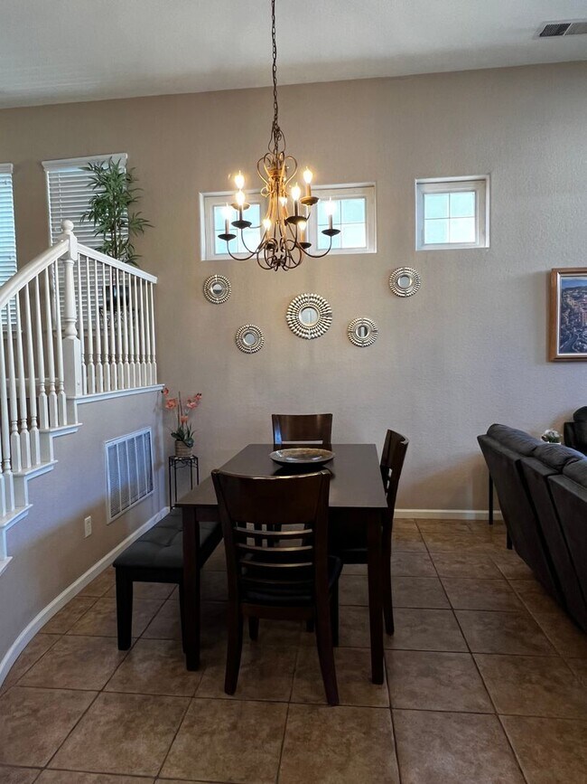 Foto del edificio - 1142 Harbour Cove Ct