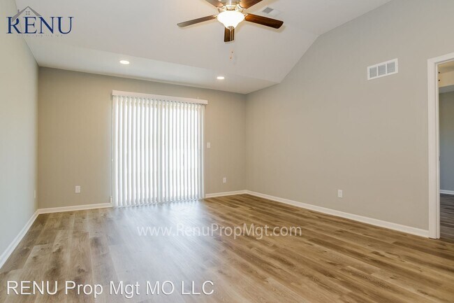 Building Photo - 3 br, 2 bath House - 7431 Maybrook Dr