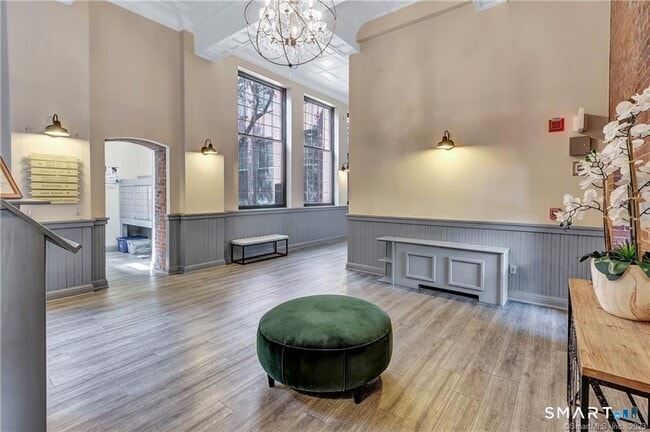 Foto del edificio - 25 Grand St