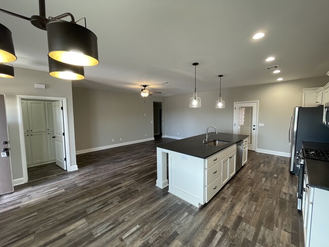 Building Photo - 8501 SW 44th Ter