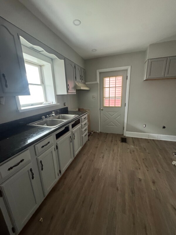 Foto del edificio - 3 W Evergreen St