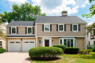 Building Photo - 9445 Avers Ave