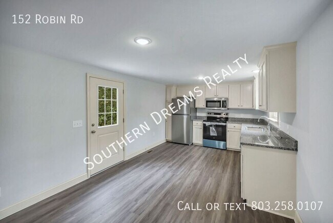 Building Photo - 152 Robin Rd