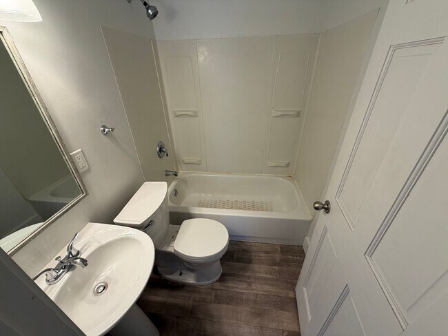 Foto del edificio - Home for rent near Augustana college