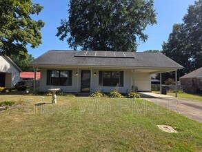 Building Photo - 113 Northfield Dr