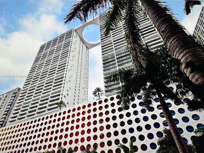 Foto del edificio - 500 Brickell Ave