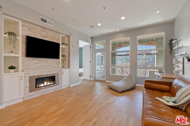 Photo - 13020 Pacific Promenade House