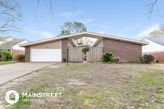 Building Photo - 2276 Sutherland Dr