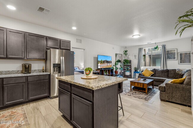 Foto del edificio - 1650 E Ponderosa Pkwy