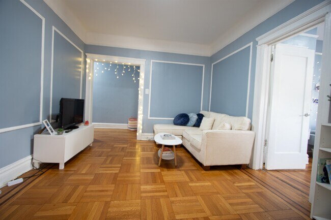 Foto del edificio - 6601 Broadway