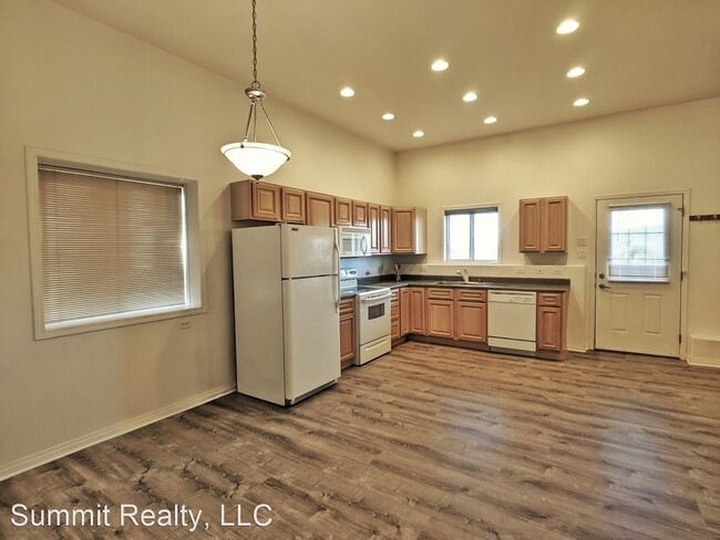 Building Photo - 1 br, 1 bath House - 17022 Island View Dr