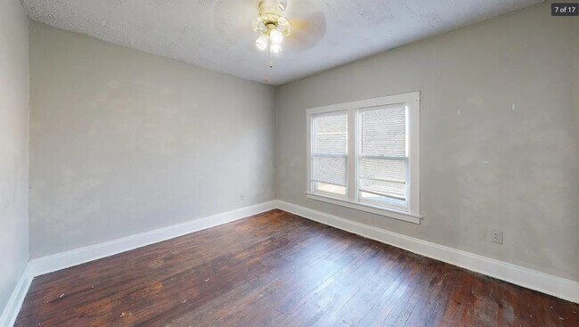 Foto del edificio - 1297 N 5th St