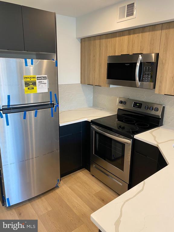 Foto principal - 1755 N Croskey St
