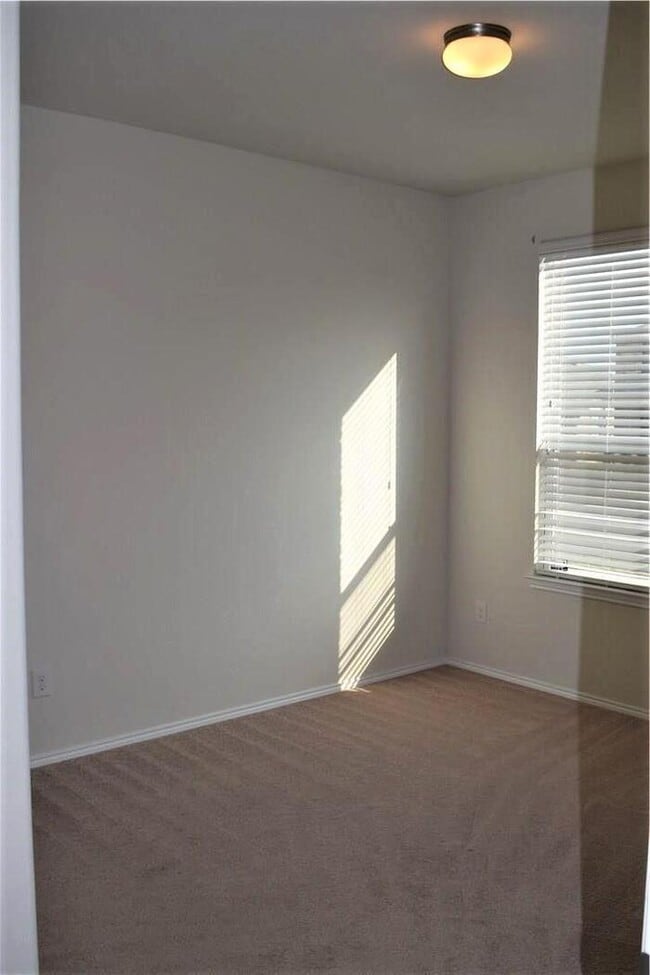 Photo - Move-in Special: 50% off second full month... House