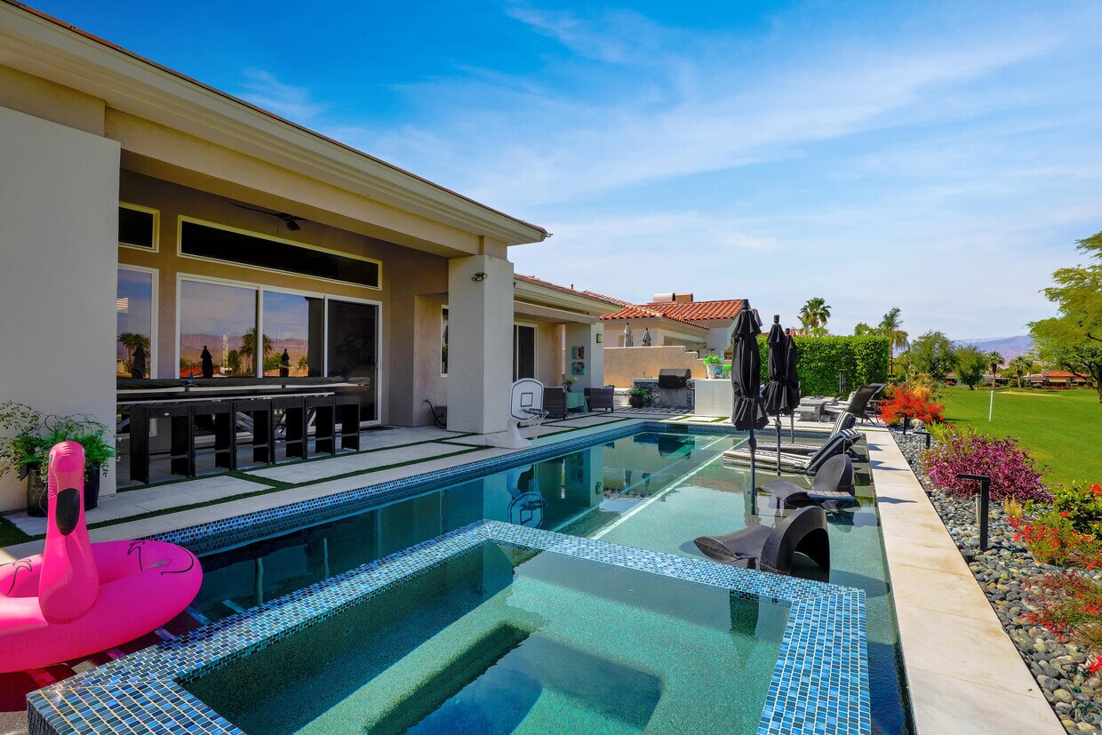 Foto principal - 860 Mission Creek Dr