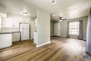 Foto del edificio - 1108 Stewart St