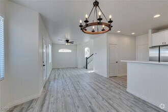 Building Photo - 778 Easter Lily Pl