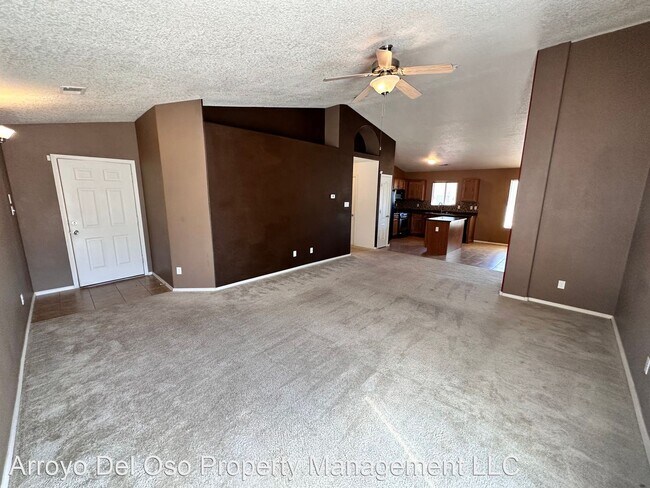 Building Photo - 4 br, 2 bath House - 931 Purple Aster Aven...