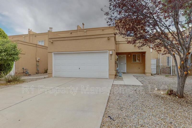 Primary Photo - 2936 Quail Pointe Dr NW