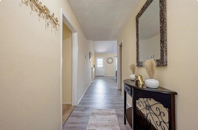 Foto del edificio - 22319 Deville Dr