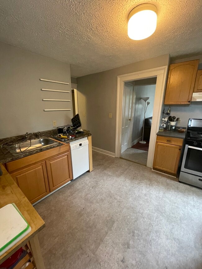 Foto del edificio - 215 Dwight St