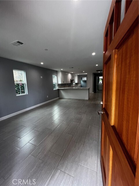 Primary Photo - 3514 S Gramercy Pl