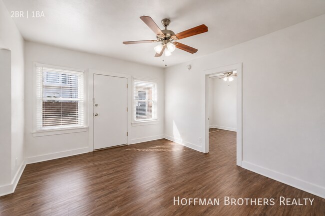 Foto del edificio - 4131 Monroe St