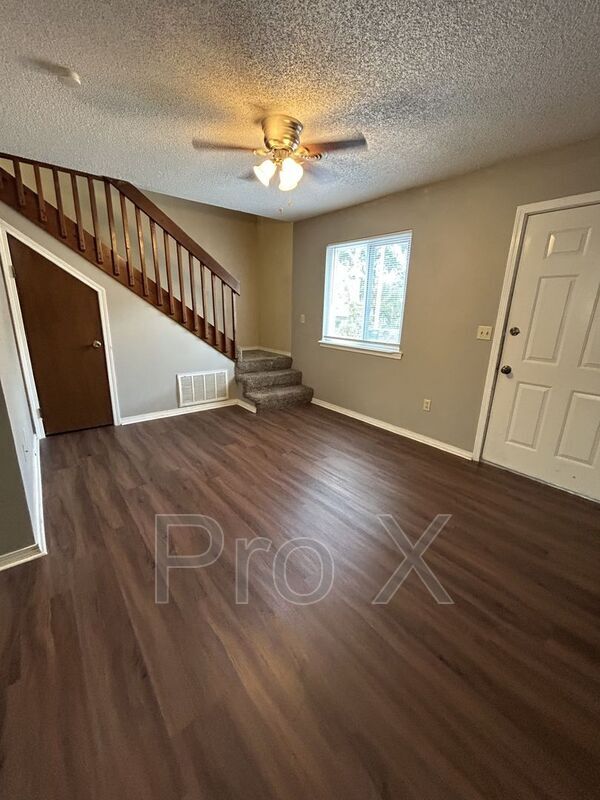 Building Photo - 1108 S.Joplin