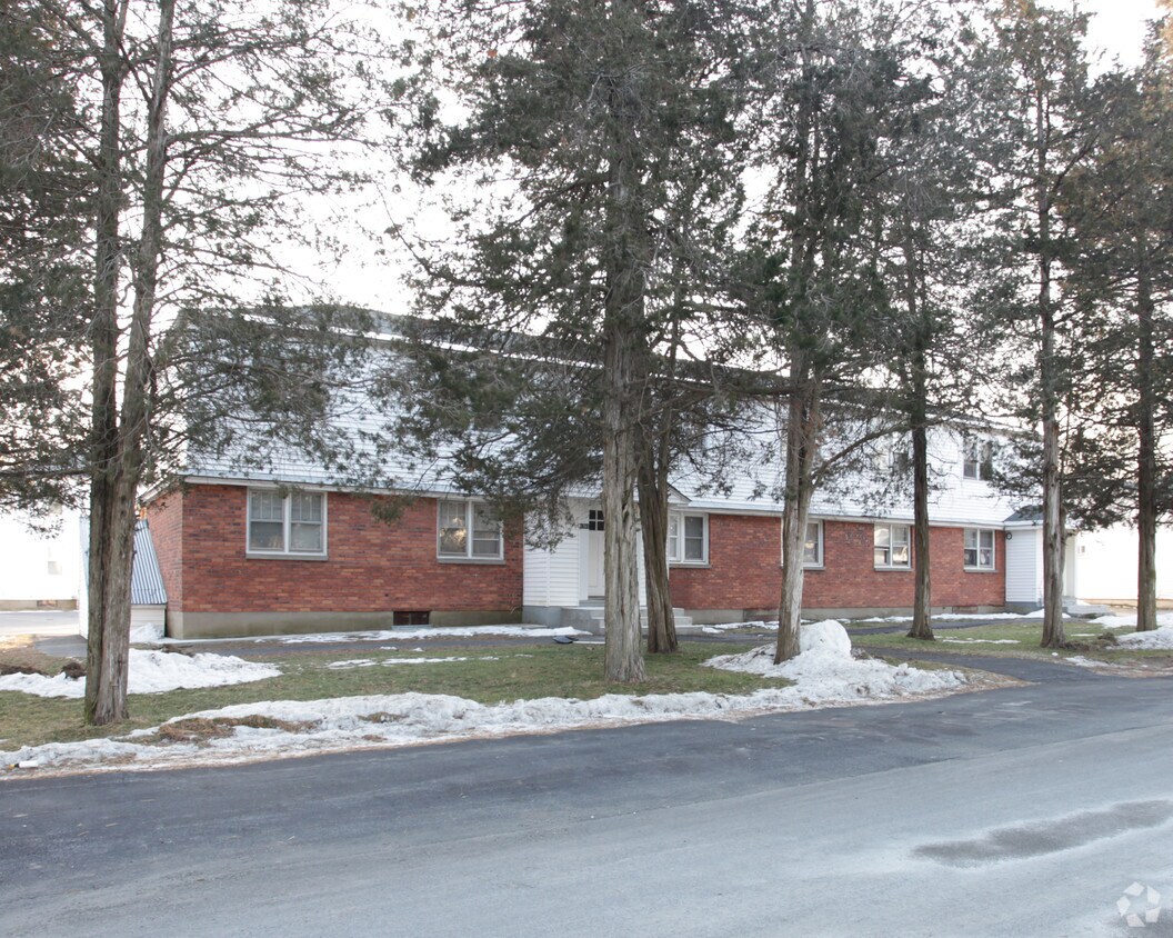 Building Photo - 1761 Sherwood Rd
