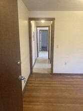 Building Photo - 6 Merrit Pl