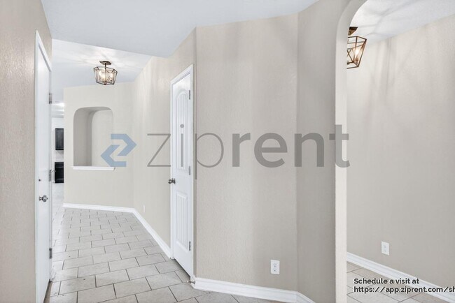 Building Photo - 8745 Ironwood Hill