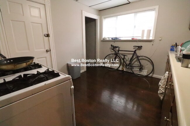 Building Photo - 34 Speridakis Terrace