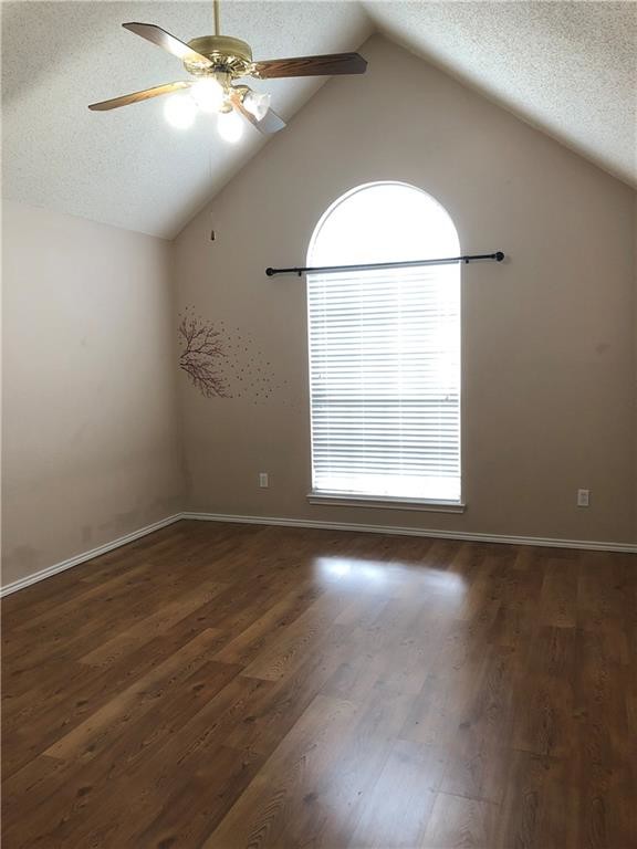 Building Photo - 1801 Creek Crossing