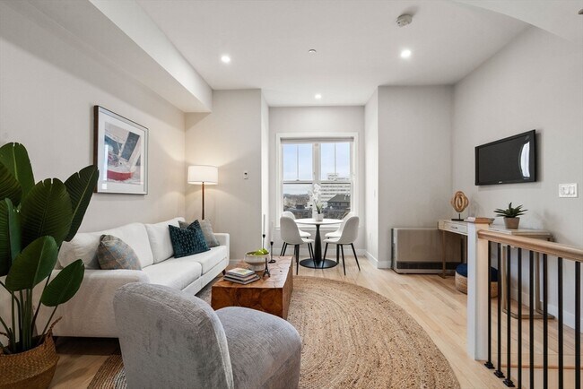 Foto del edificio - 174 Fisher Ave