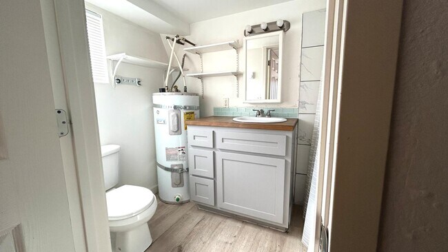 Foto del edificio - 4512 Pacific Way