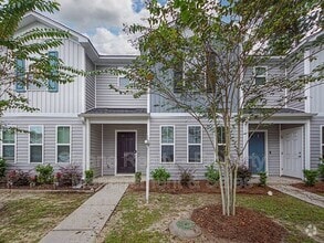 Building Photo - 557 Truman Dr