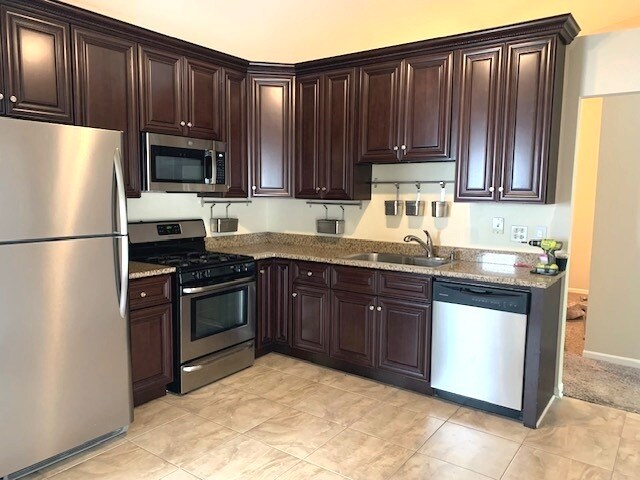 Foto del edificio - 1325 Ansley Ct