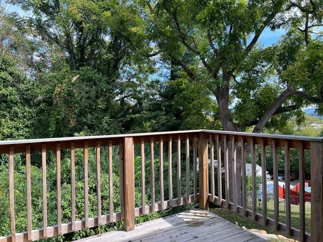 Foto del edificio - 1416 Morningside St SE