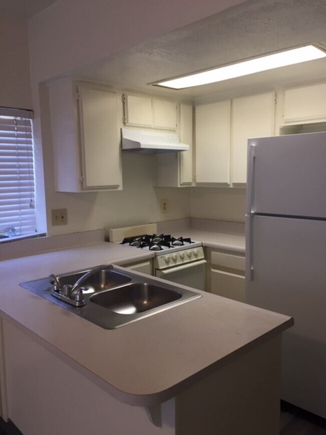 Building Photo - North Park 1BR Studio Style  Apartment for...