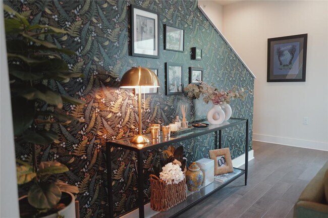 Foto del edificio - 604 N Bluff Dr