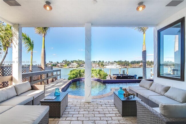 Foto del edificio - 257 N Coconut Ln