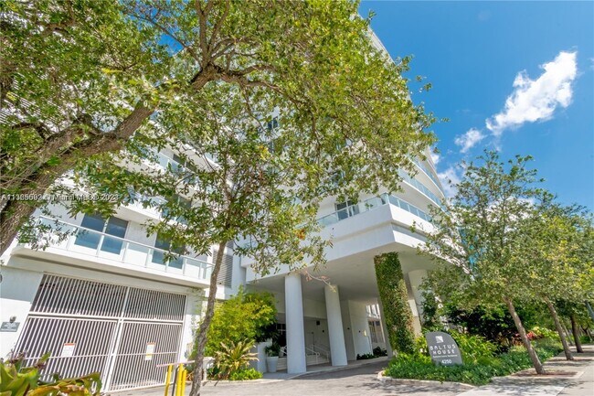 Foto del edificio - 4250 Biscayne Blvd