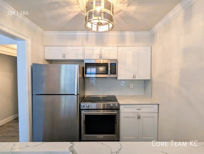 Building Photo - 4726 Belleview Ave