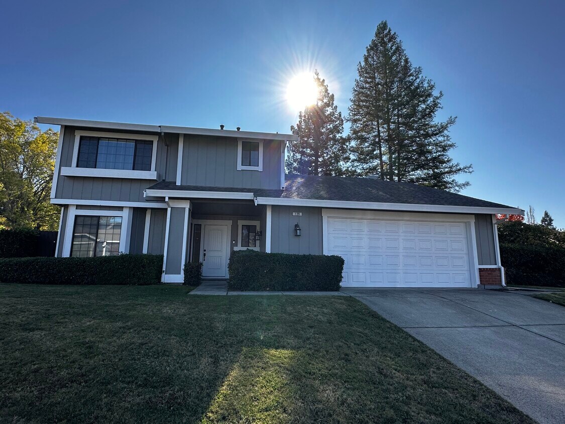 129 Gable St, Folsom, CA 95630 House Rental in Folsom, CA