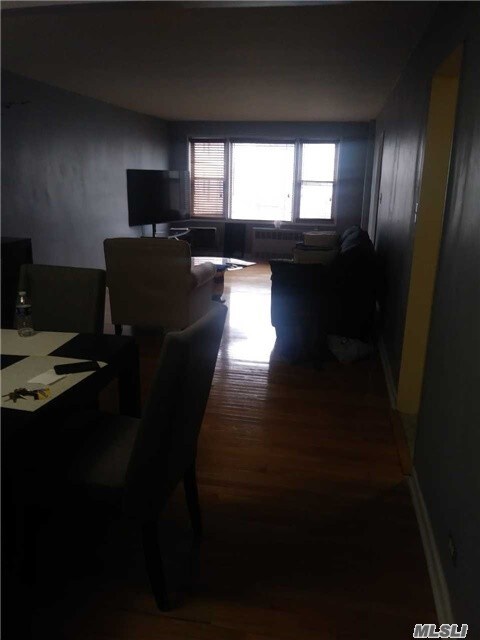 Foto del edificio - 370 Ocean Pkwy