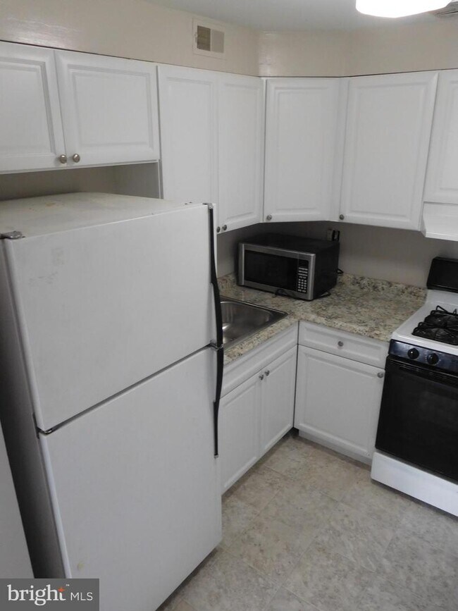 Foto del edificio - 27 Dutton St